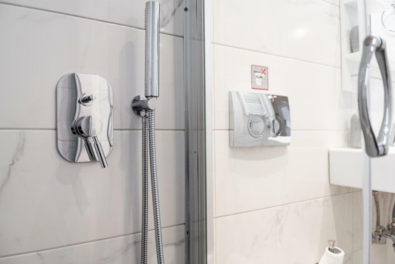 Fix Divine Apartment Афины Экстерьер фото